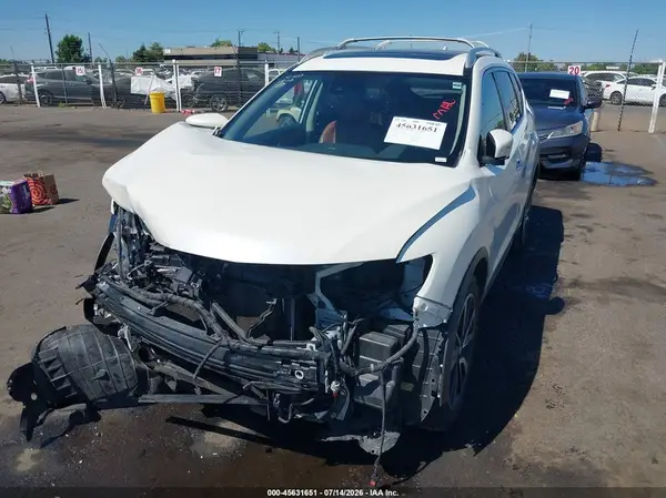 JN8AT2MT1JW489720 2018 NISSAN ROGUE - Image 2