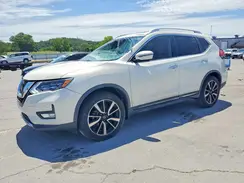 JN8AT2MT1JW489782 2018 NISSAN ROGUE