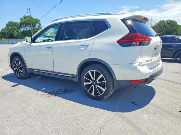 JN8AT2MT1JW489782 2018 NISSAN ROGUE - Image 2
