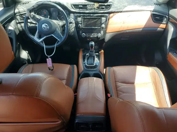 JN8AT2MT1JW489782 2018 NISSAN ROGUE - Image 8