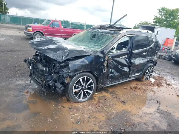 JN8AT2MT1JW489894 2018 NISSAN ROGUE - Image 2