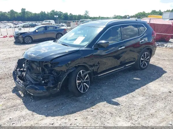 JN8AT2MT1JW491788 2018 NISSAN ROGUE - Image 2