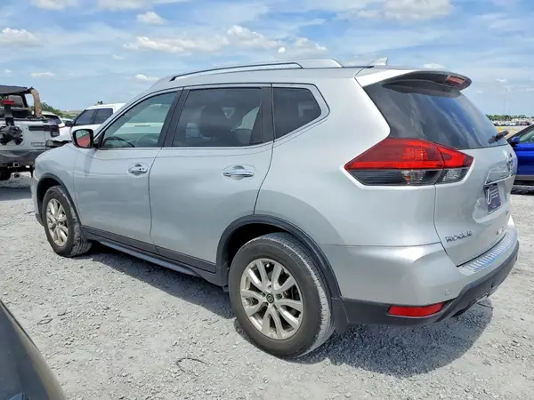 JN8AT2MT1KW250993 2019 NISSAN ROGUE - Image 2
