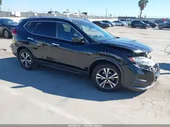 JN8AT2MT1KW256390 2019 NISSAN ROGUE