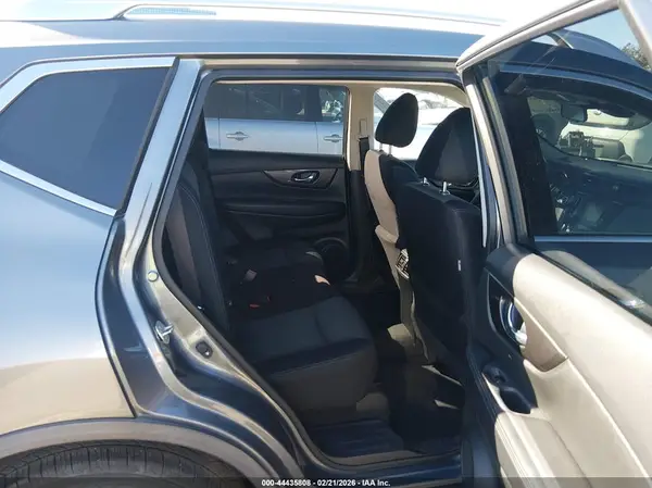 JN8AT2MT1KW256728 2019 NISSAN ROGUE - Image 8