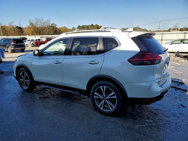 JN8AT2MT1KW265235 2019 NISSAN ROGUE - Image 2