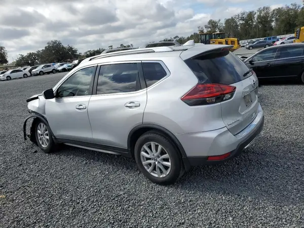 JN8AT2MT1KW265798 2019 NISSAN ROGUE - Image 2