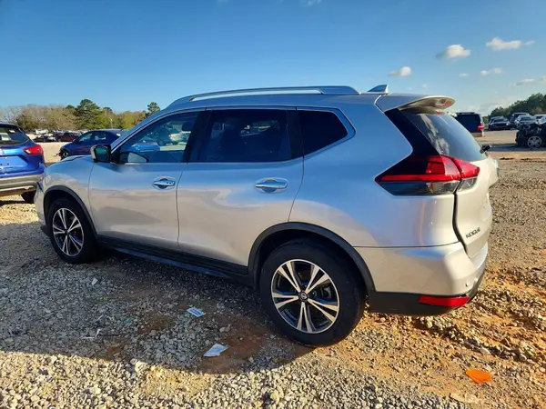JN8AT2MT1KW267860 2019 NISSAN ROGUE - Image 2