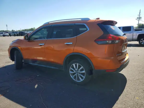 JN8AT2MT1LW007802 2020 NISSAN ROGUE - Image 2
