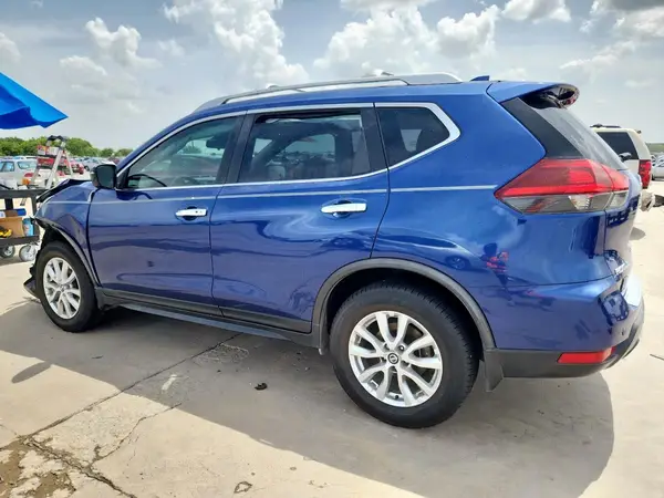 JN8AT2MT1LW012112 2020 NISSAN ROGUE - Image 2