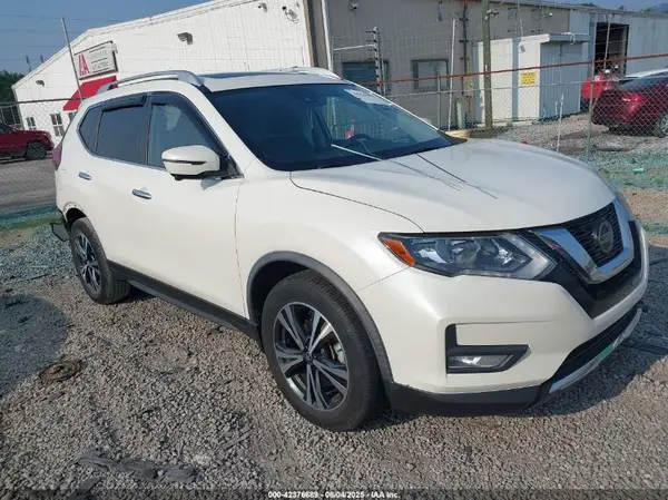JN8AT2MT1LW013406 2020 NISSAN ROGUE - Image 1