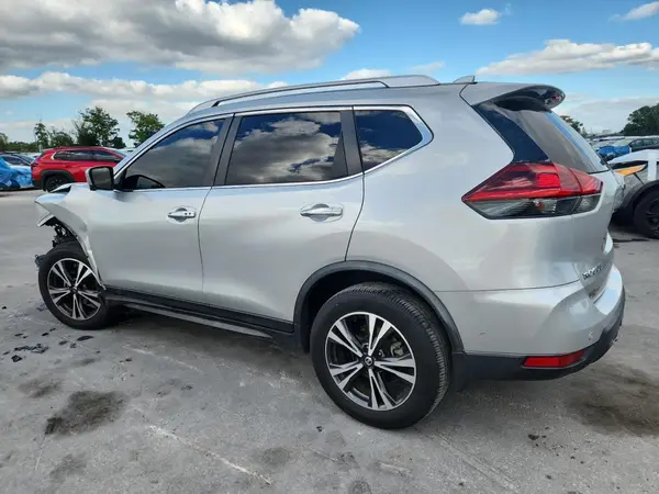 JN8AT2MT1LW014555 2020 NISSAN ROGUE - Image 2
