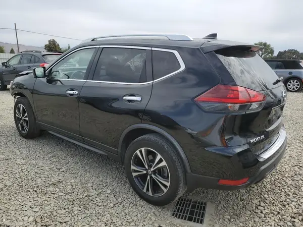 JN8AT2MT1LW017262 2020 NISSAN ROGUE - Image 2