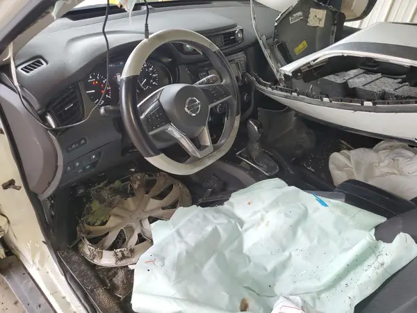 JN8AT2MT1LW038449 2020 NISSAN ROGUE - Image 8