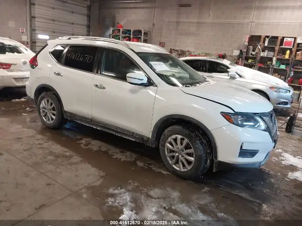 JN8AT2MT1LW038810 2020 NISSAN ROGUE - Image 1