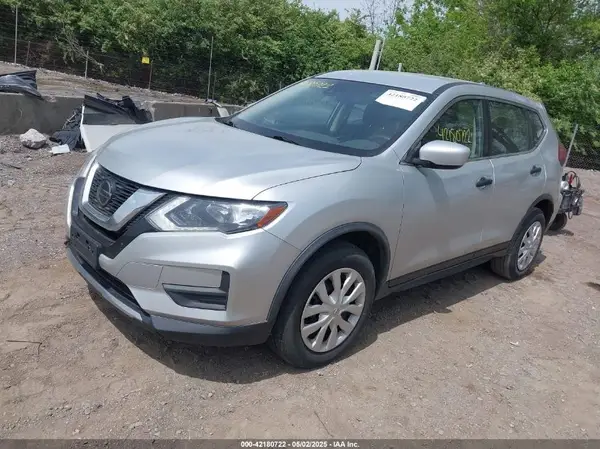 JN8AT2MT1LW043358 2020 NISSAN ROGUE - Image 2