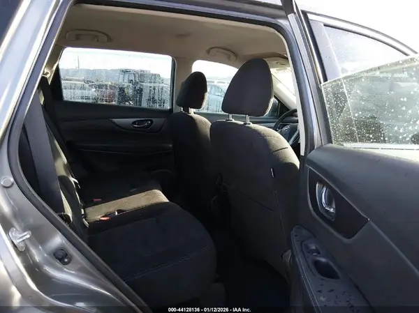 JN8AT2MT2GW004252 2016 NISSAN ROGUE - Image 8