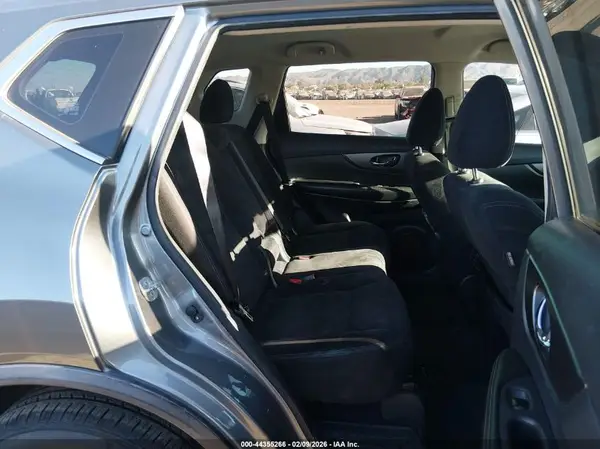 JN8AT2MT2GW004414 2016 NISSAN ROGUE - Image 8