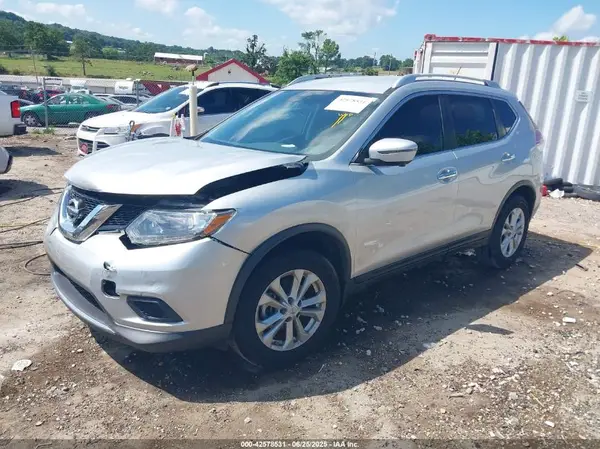 JN8AT2MT2GW013890 2016 NISSAN ROGUE - Image 2