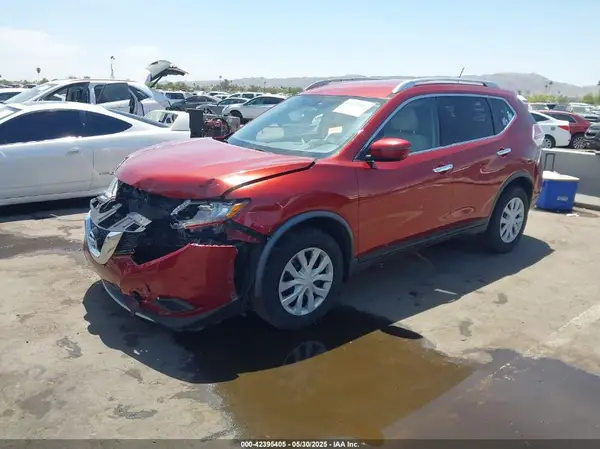 JN8AT2MT2GW015719 2016 NISSAN ROGUE - Image 2