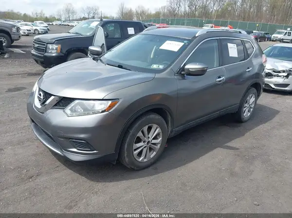 JN8AT2MT2GW018622 2016 NISSAN ROGUE - Image 2