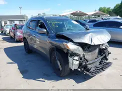JN8AT2MT2GW019379 2016 NISSAN ROGUE