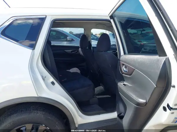 JN8AT2MT2GW022363 2016 NISSAN ROGUE - Image 8