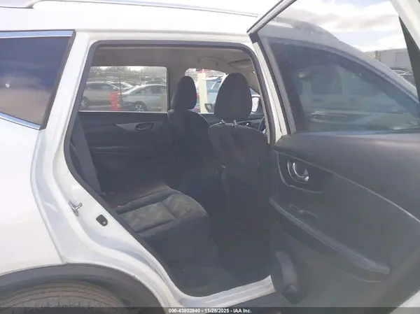 JN8AT2MT2GW023724 2016 NISSAN ROGUE - Image 8