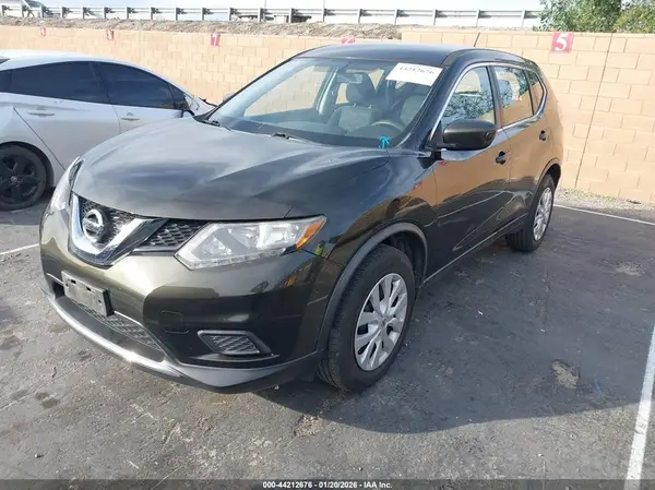 JN8AT2MT2GW025697 2016 NISSAN ROGUE - Image 2