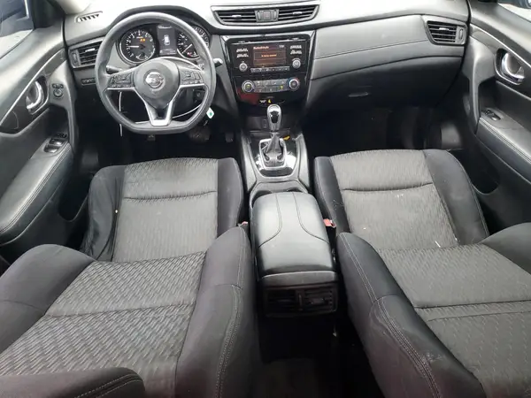 JN8AT2MT2HW130158 2017 NISSAN ROGUE - Image 8