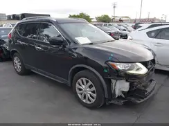 JN8AT2MT2HW131360 2017 NISSAN ROGUE