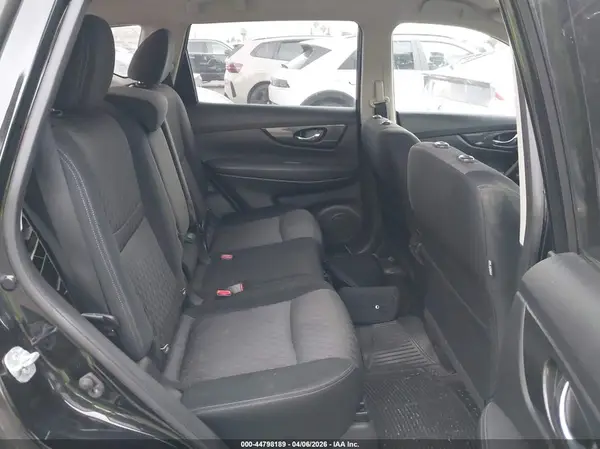 JN8AT2MT2HW131360 2017 NISSAN ROGUE - Image 8