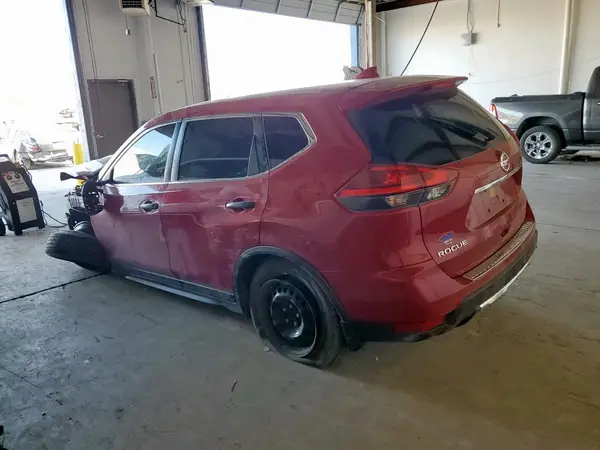 JN8AT2MT2HW134405 2017 NISSAN ROGUE - Image 2