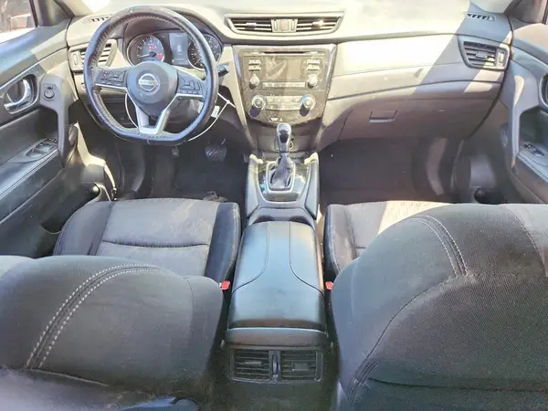 JN8AT2MT2HW137370 2017 NISSAN ROGUE - Image 8