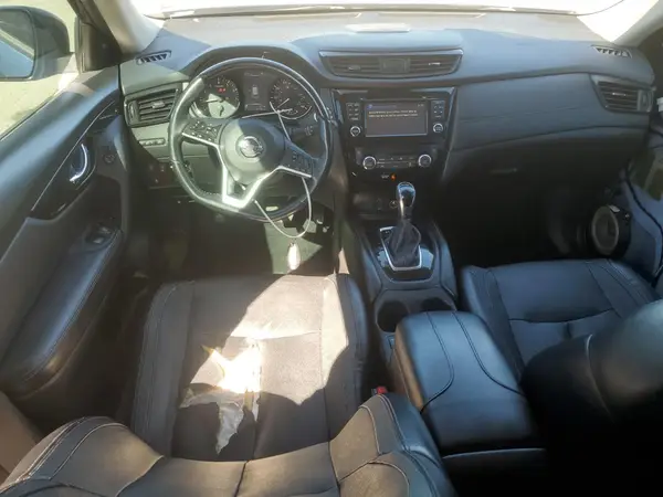 JN8AT2MT2HW139071 2017 NISSAN ROGUE - Image 8