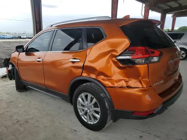 JN8AT2MT2HW140608 2017 NISSAN ROGUE - Image 2