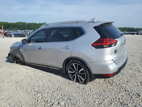 JN8AT2MT2HW140950 2017 NISSAN ROGUE - Image 2
