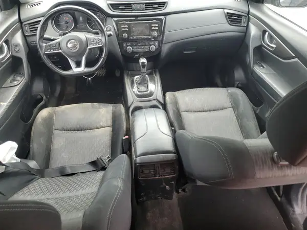 JN8AT2MT2HW141841 2017 NISSAN ROGUE - Image 8
