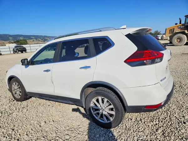 JN8AT2MT2HW142617 2017 NISSAN ROGUE - Image 2