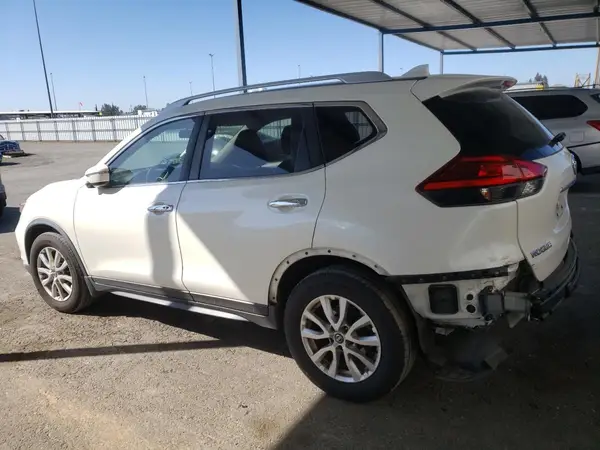 JN8AT2MT2HW143475 2017 NISSAN ROGUE - Image 2