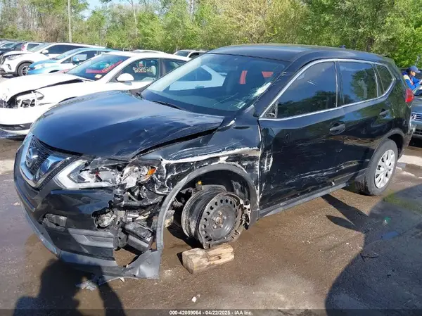 JN8AT2MT2HW144139 2017 NISSAN ROGUE - Image 2