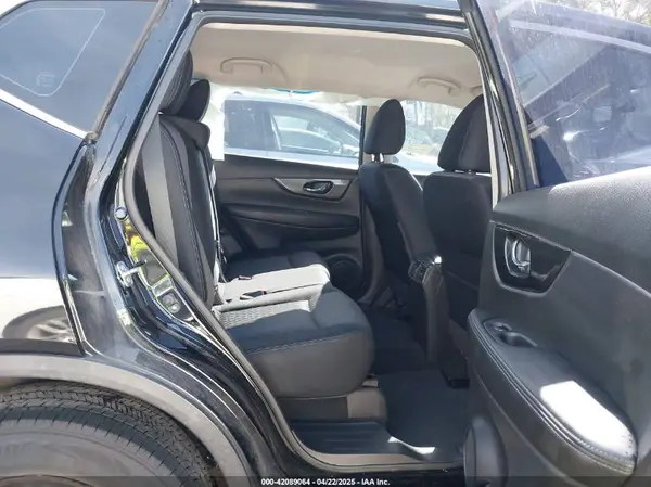 JN8AT2MT2HW144139 2017 NISSAN ROGUE - Image 8