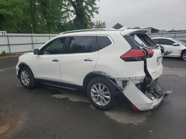 JN8AT2MT2HW145646 2017 NISSAN ROGUE - Image 2