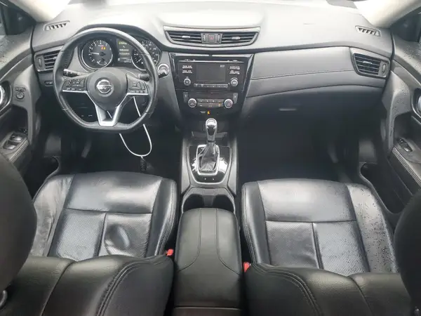 JN8AT2MT2HW145646 2017 NISSAN ROGUE - Image 8