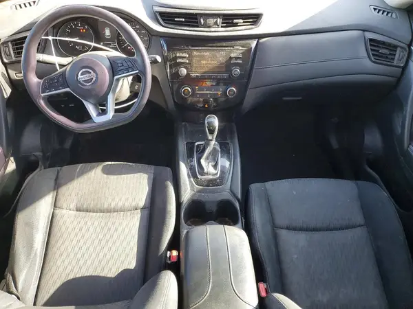 JN8AT2MT2HW146697 2017 NISSAN ROGUE - Image 8