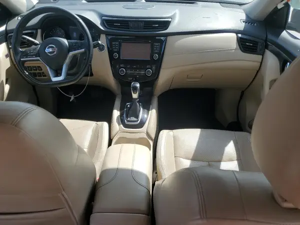 JN8AT2MT2HW146764 2017 NISSAN ROGUE - Image 8