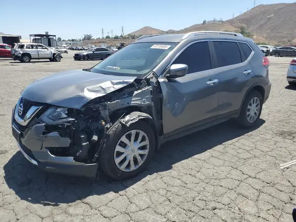JN8AT2MT2HW148742 2017 NISSAN ROGUE - Image 1