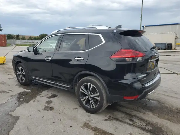 JN8AT2MT2HW150331 2017 NISSAN ROGUE - Image 2