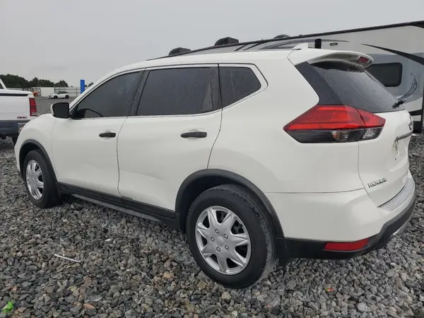 JN8AT2MT2HW150670 2017 NISSAN ROGUE - Image 2