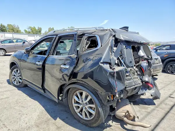 JN8AT2MT2HW153083 2017 NISSAN ROGUE - Image 2